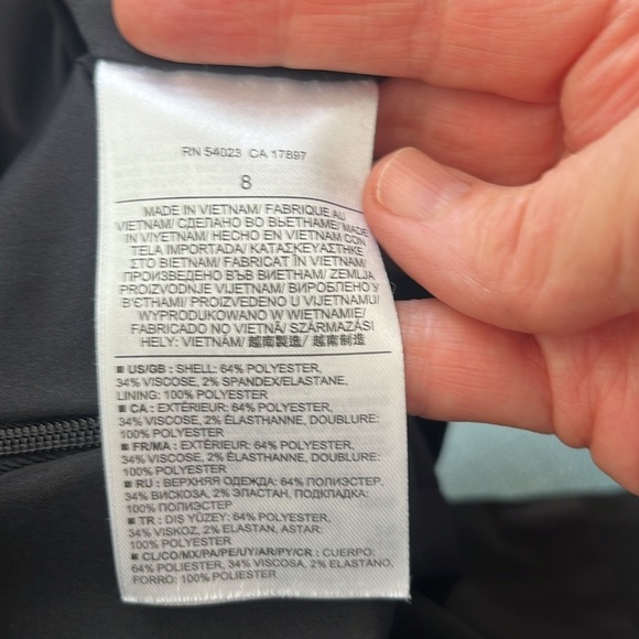 Banana Republic Knee Length Lined Pencil Skirt with Back Split in Black Size 8 - Picture 6 of 6